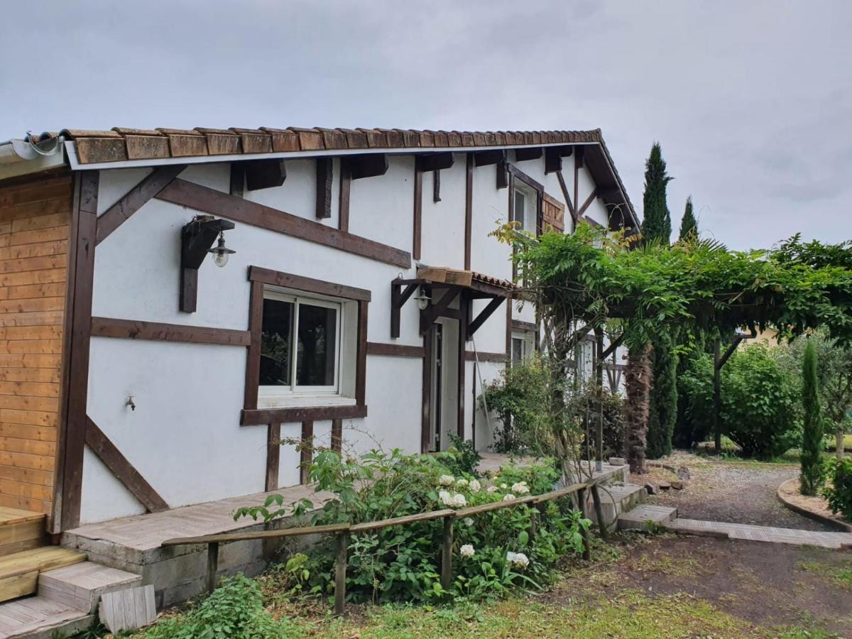 Villa La Landaise à Sainte-Eulalie-en-Born Extérieur photo